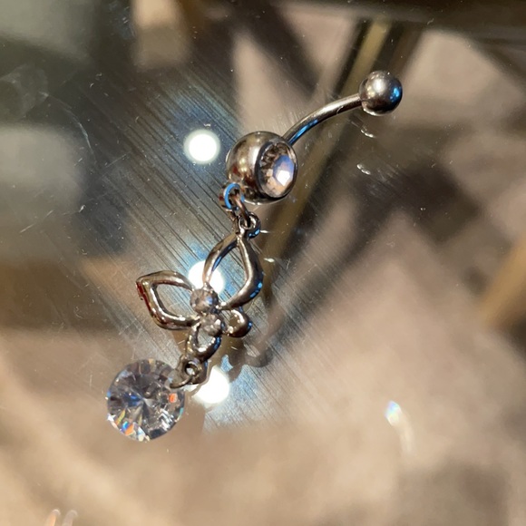 Belly button ring - Picture 3 of 3